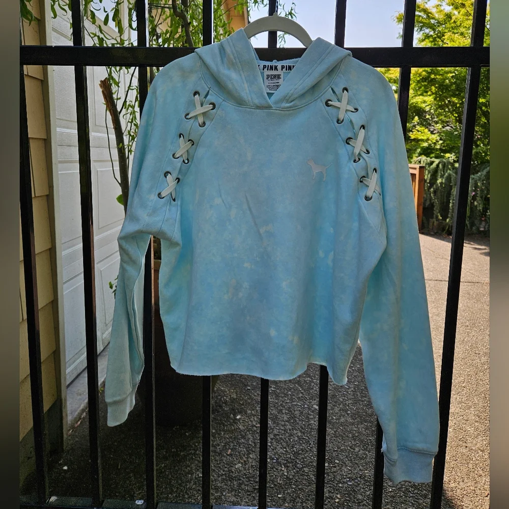 PINK Victoria's Secret Graphic Hoodie Sweatshirt LS Cropped Laced Blue Small EUC - Picture 2 of 12